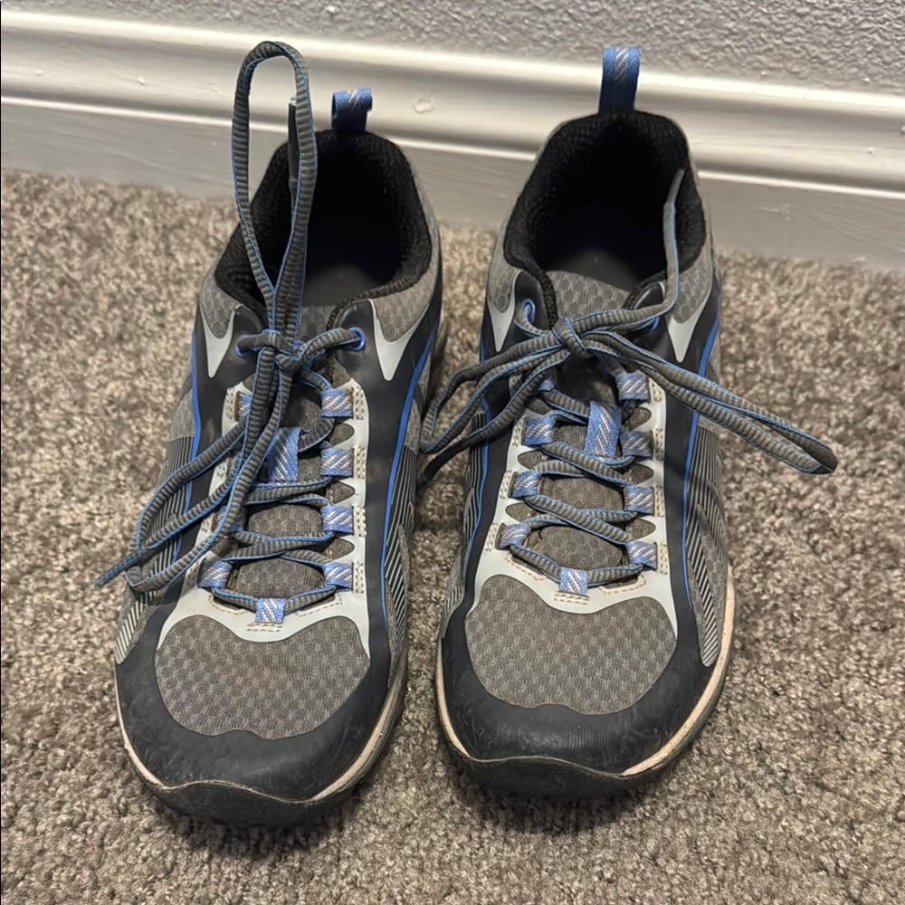 NWOT Merrell Hiking Shoes